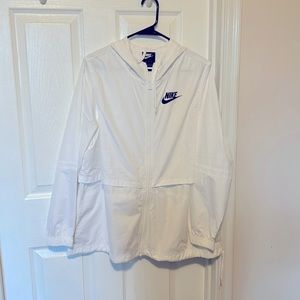 Brand new without tags Nike windbreaker, size large